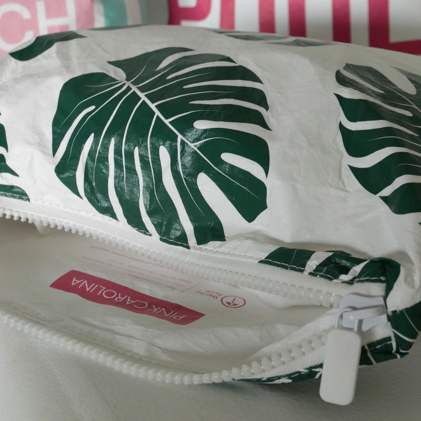 Water Resistant Travel Bag - Medium - Monstera